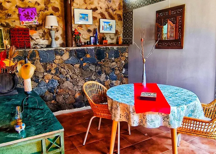 Lucia - Hervideros * Mácher