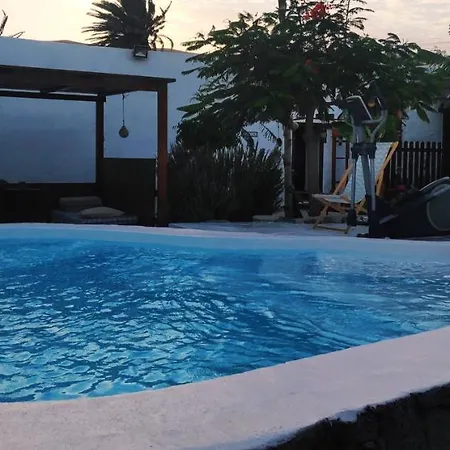 Lucia - Hervideros *