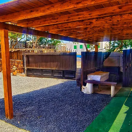 Lucia - Hervideros Apartman